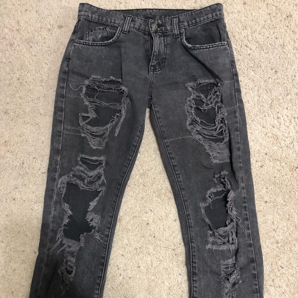 Black carmar ripped boyfriend jeans